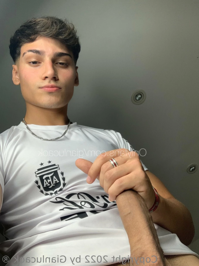 Gianluca [ gianlucaok ] Onlyfans leaked photo 13675387 on Hotleaks.tv