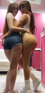 16319904