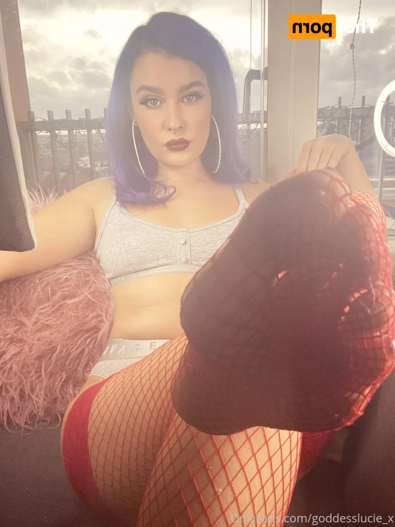✨💕Goddess Lucie 💕✨ [ goddesslucie_x ] Onlyfans leaked photo 13398372 on Hotleaks.tv