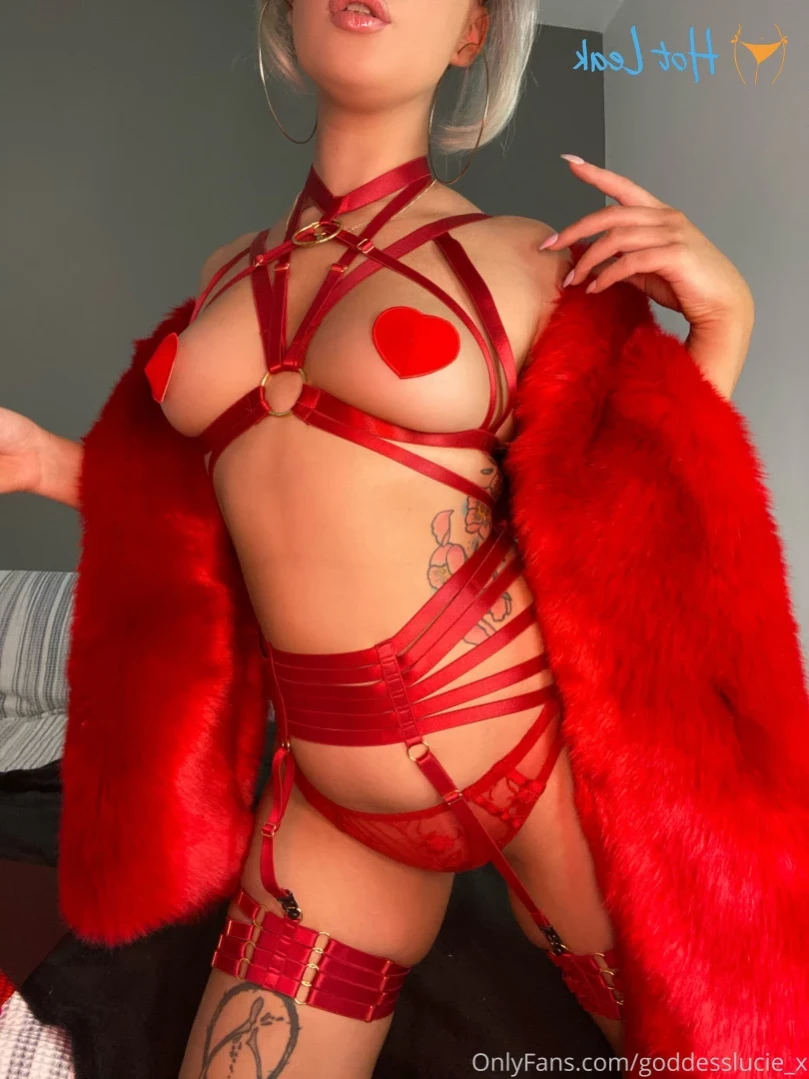 ✨💕Goddess Lucie 💕✨ [ goddesslucie_x ] Onlyfans leaked photo 14500278 on Hotleaks.tv