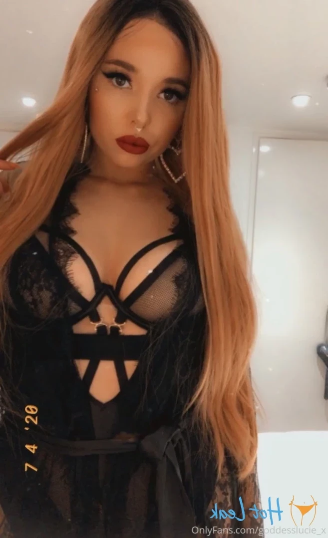 ✨💕Goddess Lucie 💕✨ [ goddesslucie_x ] Onlyfans leaked photo 15333423 on Hotleaks.tv