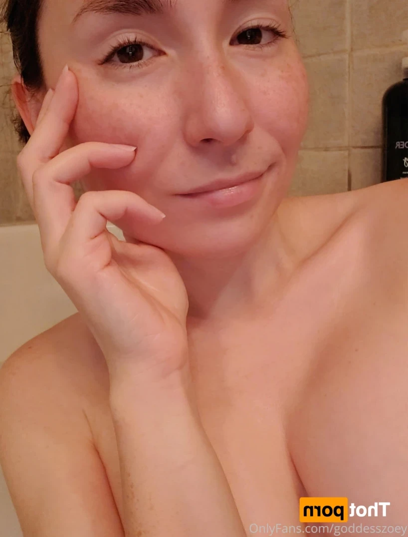 🟢 GoddessZoey [ goddesszoey ] Onlyfans leaked photo 11023962 on Hotleaks.tv