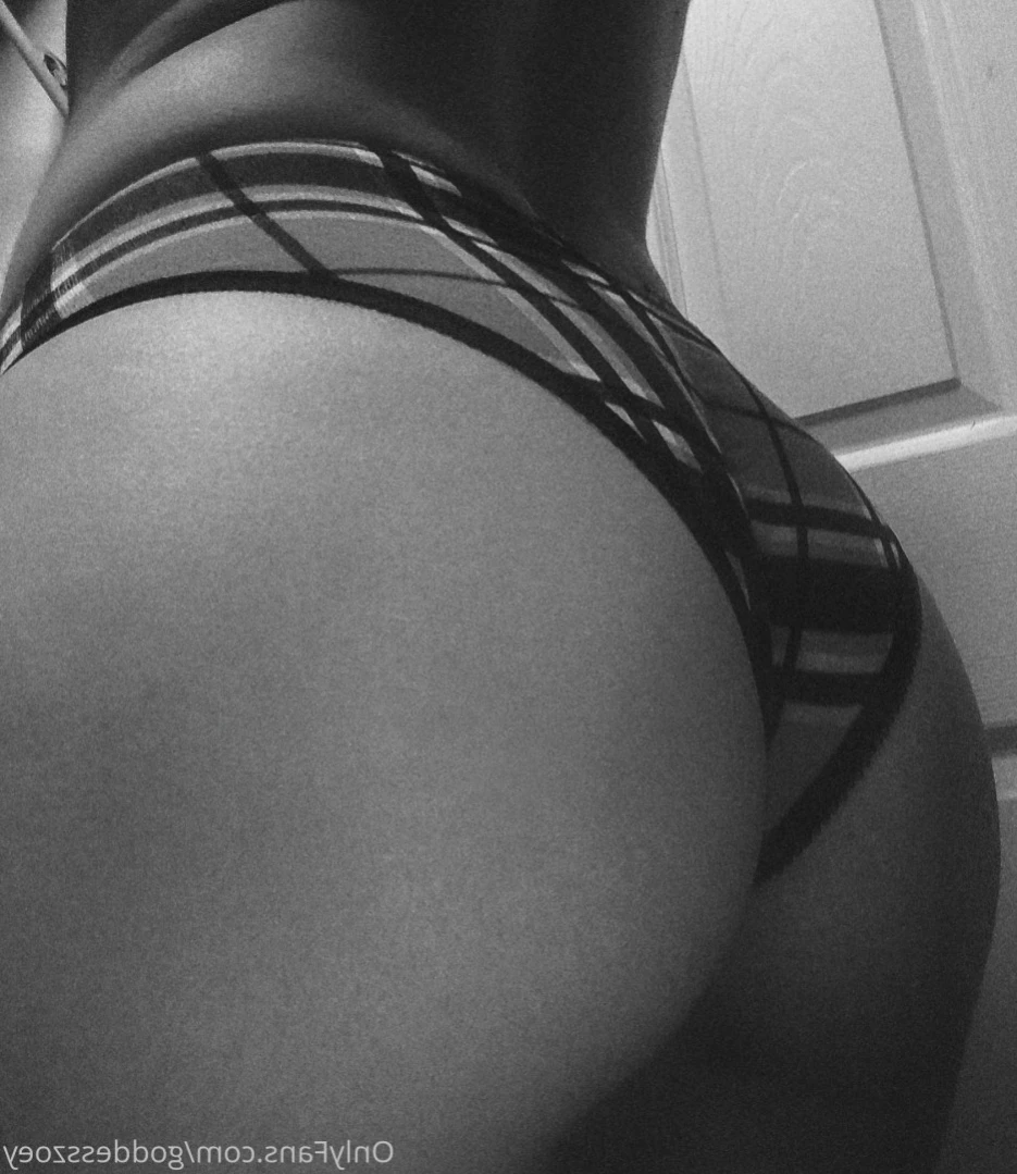 🟢 GoddessZoey [ goddesszoey ] Onlyfans leaked photo 13000859 on Hotleaks.tv