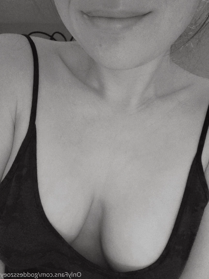 🟢 GoddessZoey [ goddesszoey ] Onlyfans leaked photo 13103964 on Hotleaks.tv