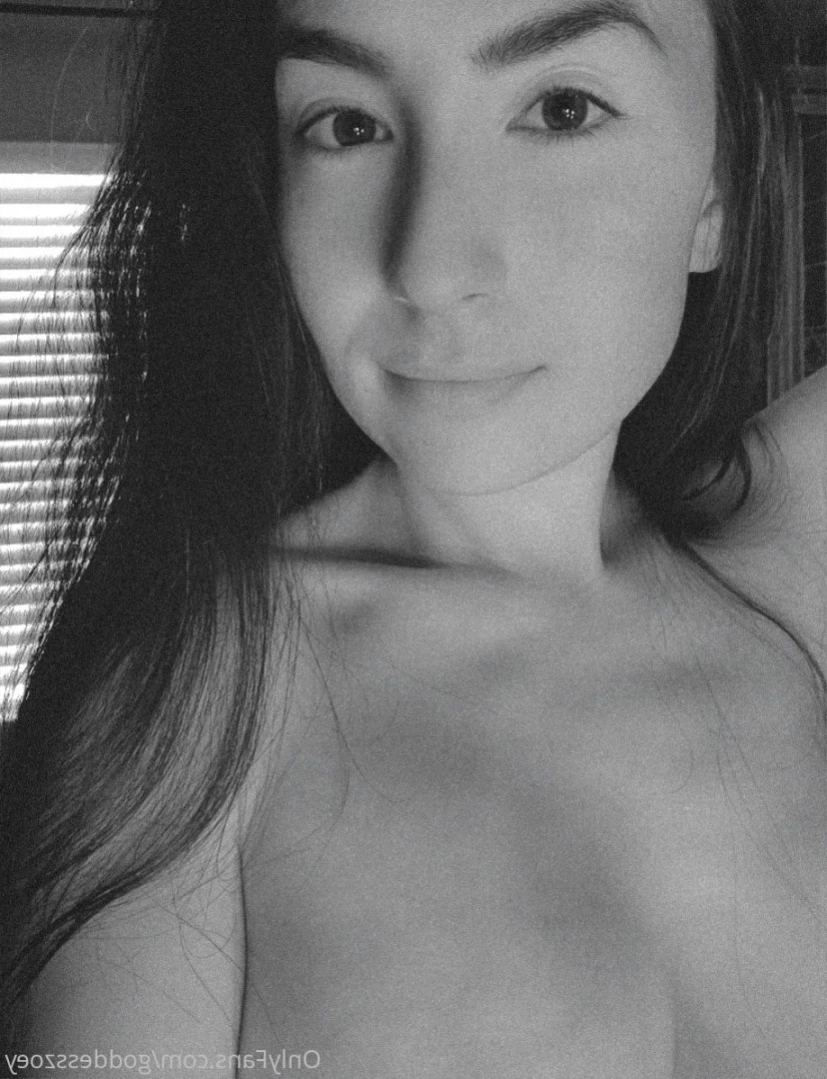 🟢 GoddessZoey [ goddesszoey ] Onlyfans leaked photo 13211191 on Hotleaks.tv