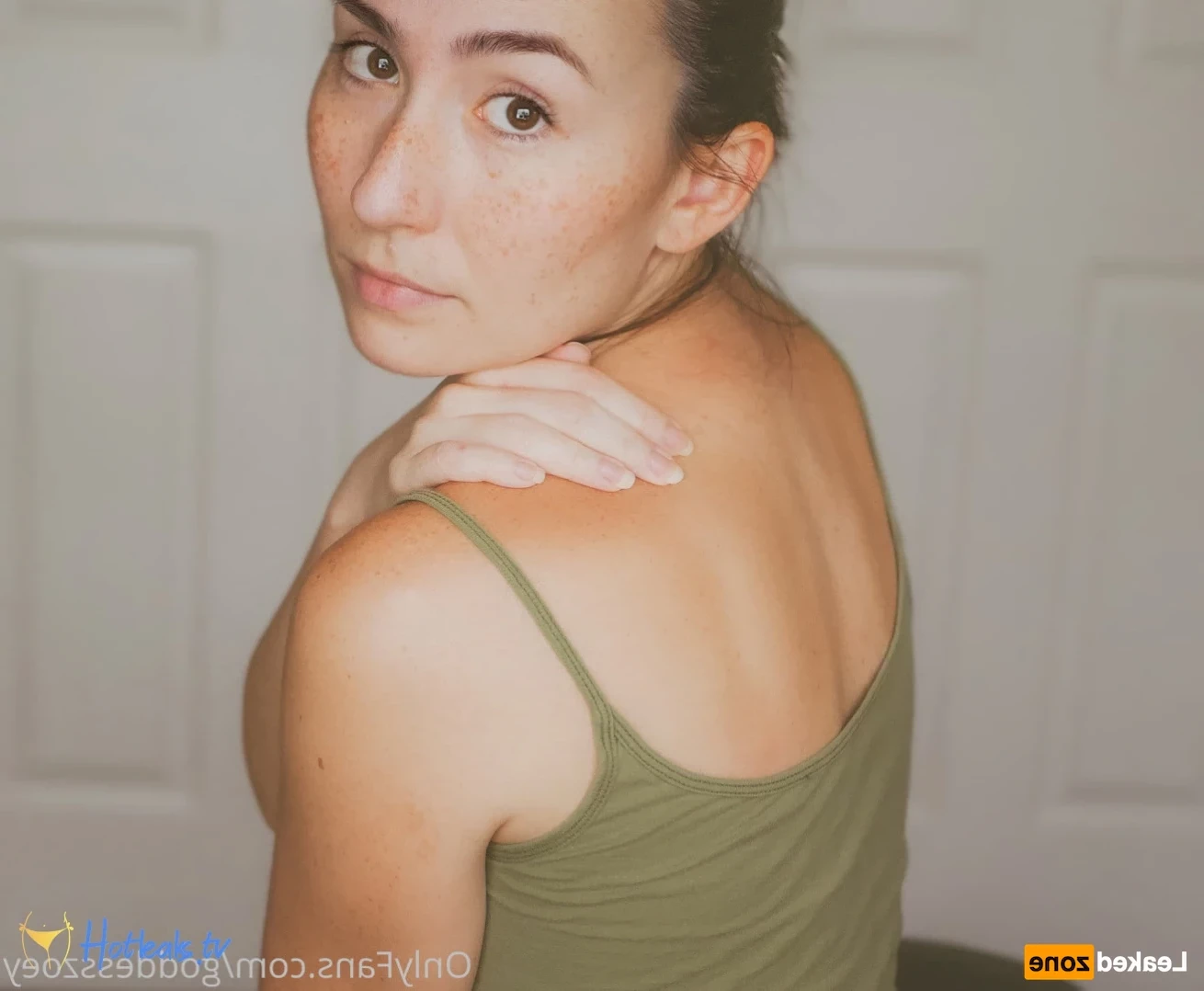 🟢 GoddessZoey [ goddesszoey ] Onlyfans leaked photo 14570660 on Hotleaks.tv