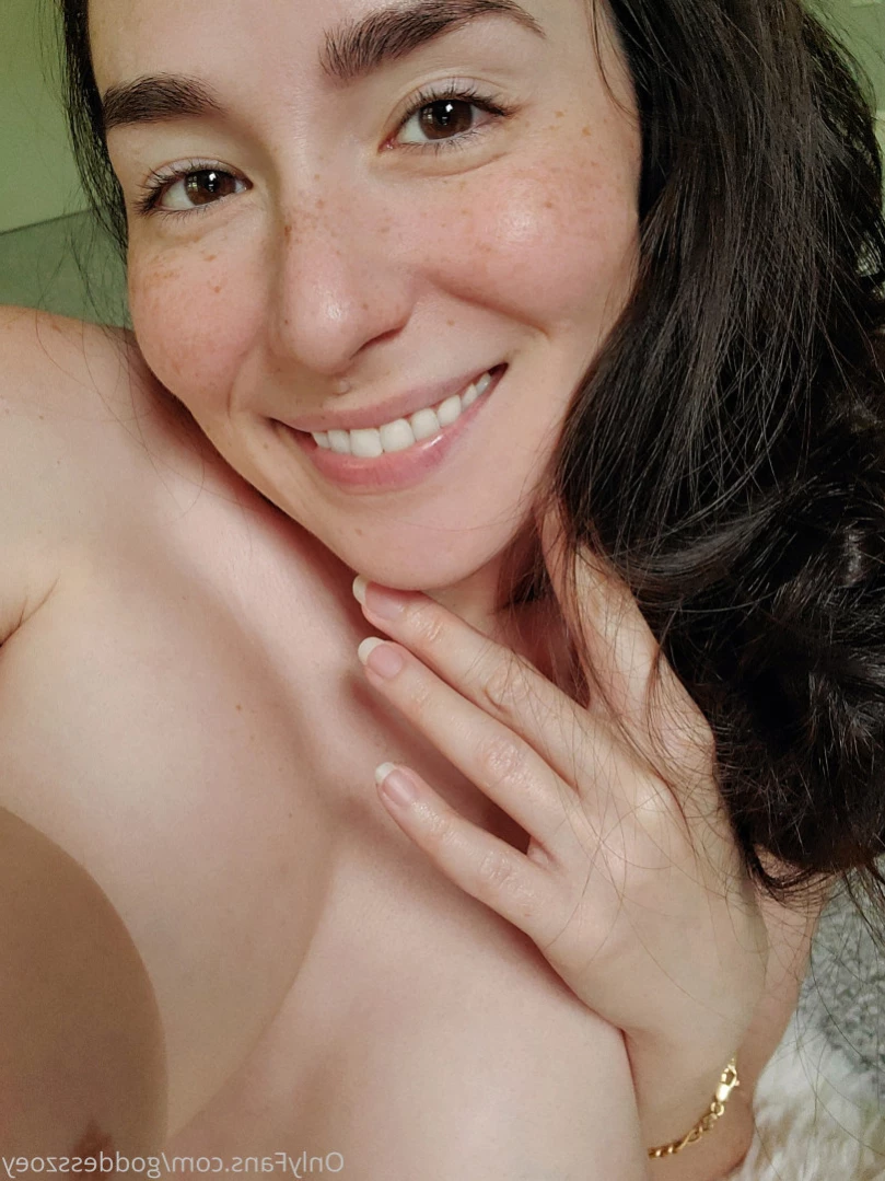 🟢 GoddessZoey [ goddesszoey ] Onlyfans leaked photo 16288818 on Hotleaks.tv
