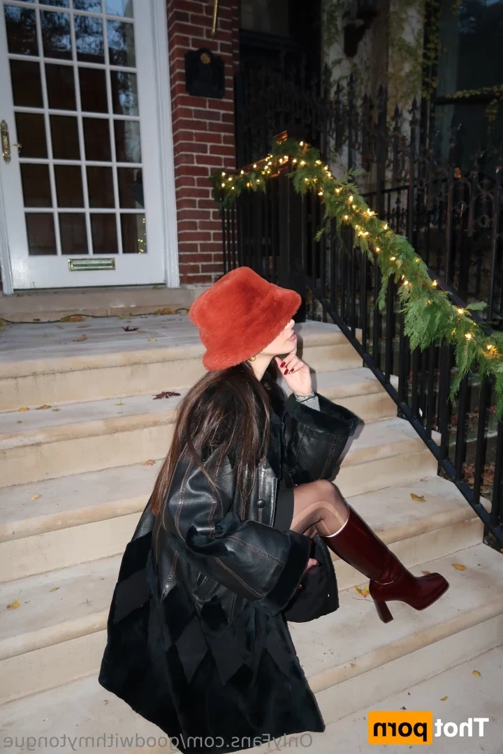 Elena Language [ goodwithmytongue ] Onlyfans leaked photo 18638257 on Hotleaks.tv
