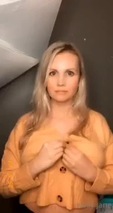 Holly Jane [ hollyjaneloves69 ] Onlyfans leaked video 18151538 on Hotleaks.tv