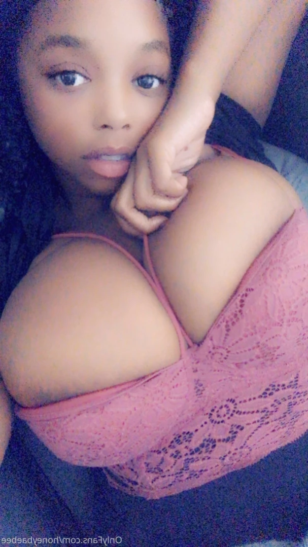 honeybaebee Onlyfans leaked photo 12302684 on Hotleaks.tv