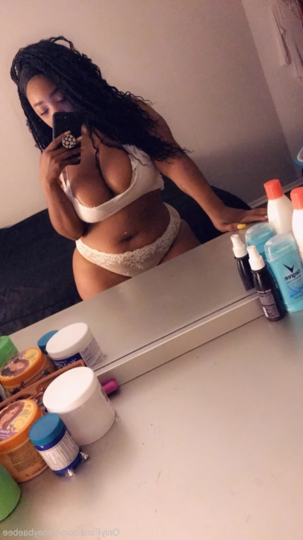 honeybaebee Onlyfans leaked photo 13845896 on Hotleaks.tv