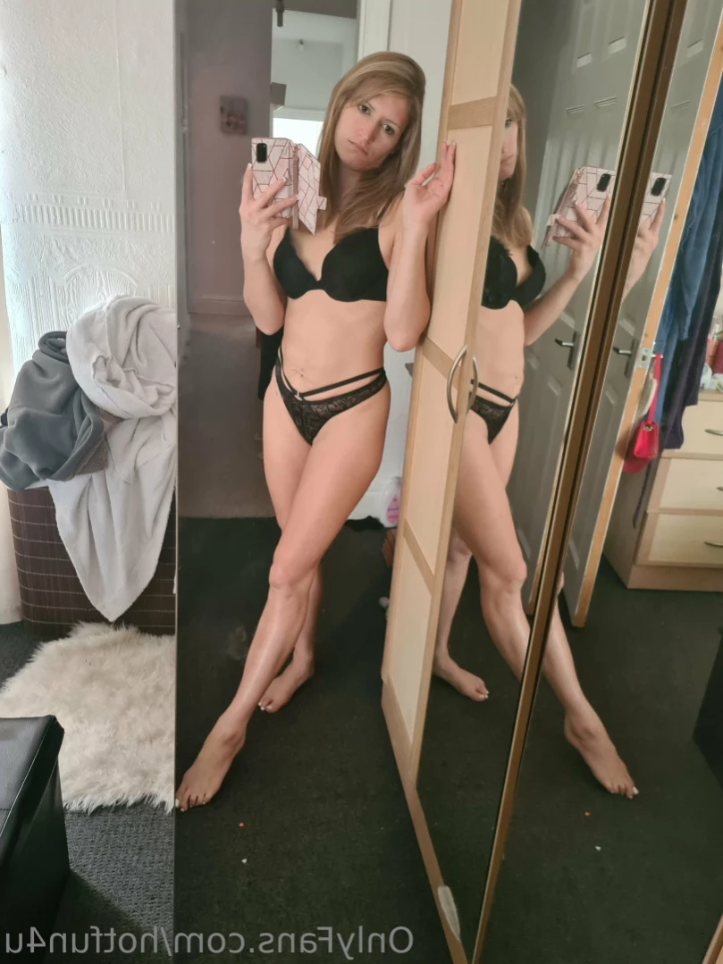 Abbi [ hotfun4u ] Onlyfans leaked photo 14487482 on Hotleaks.tv