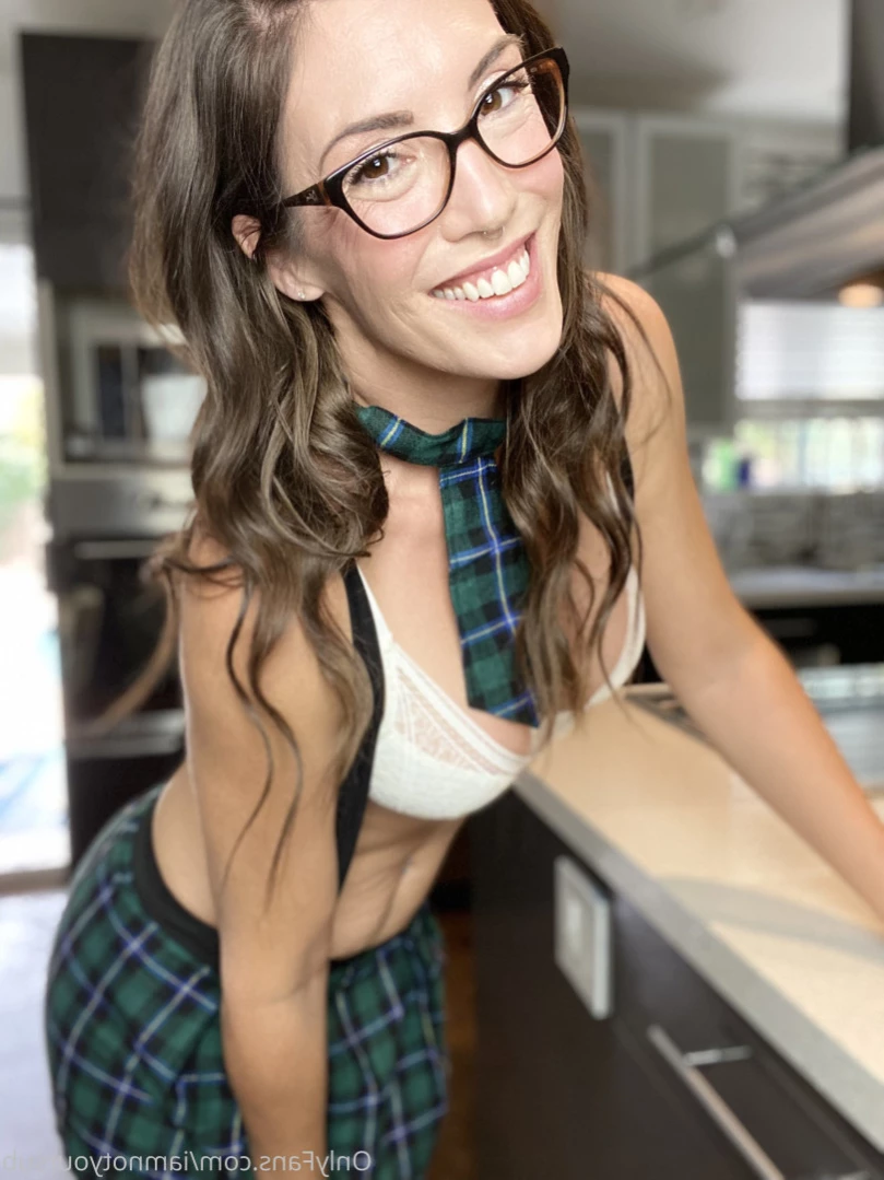 Lara Grace Ryan [ iamnotyoursub ] Onlyfans leaked photo 12119657 on Hotleaks.tv