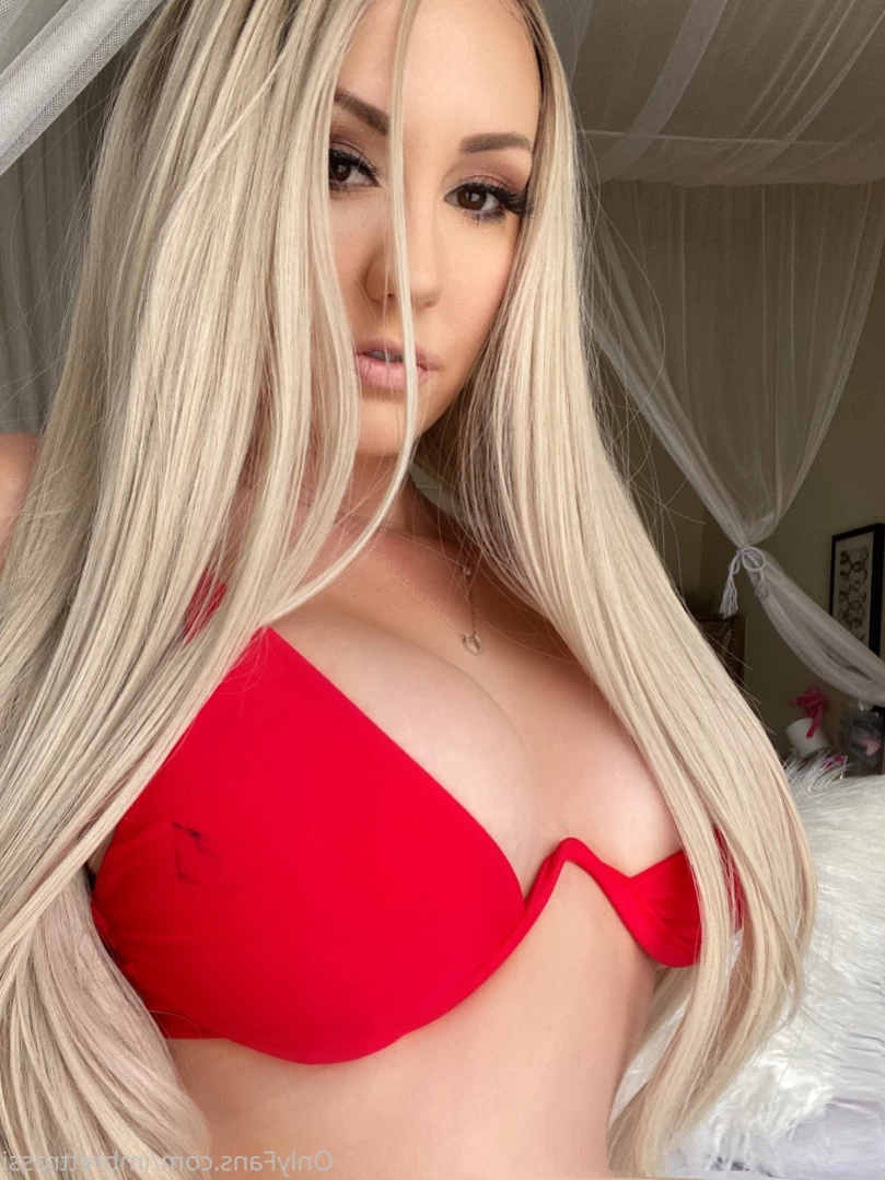 Brett Rossi [ imbrettrossi ] Onlyfans leaked photo 13328343 on Hotleaks.tv