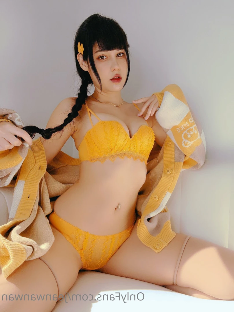 jeanwanwan Onlyfans leaked photo 12423347 on Hotleaks.tv