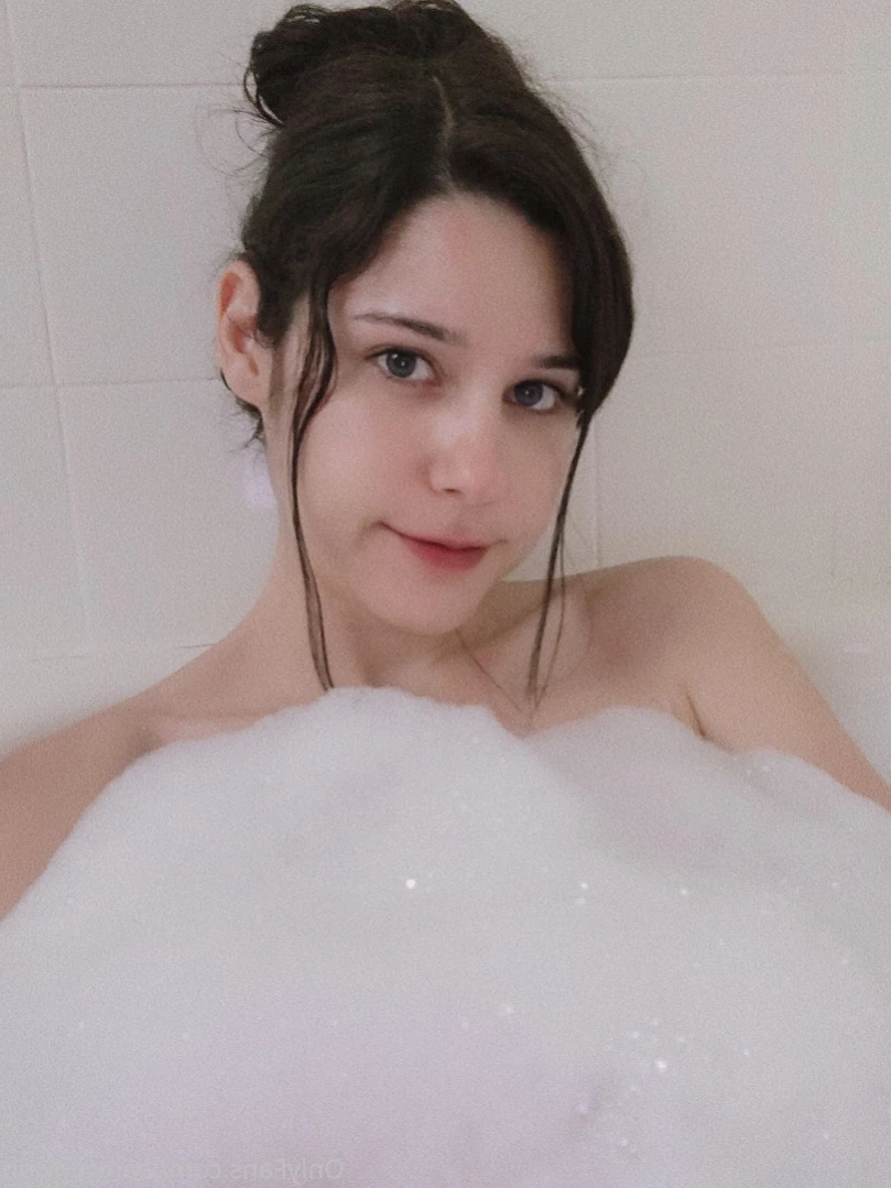 jeanwanwan Onlyfans leaked photo 12436628 on Hotleaks.tv