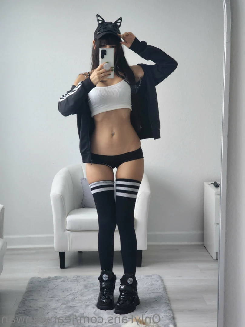 jeanwanwan Onlyfans leaked photo 15005379 on Hotleaks.tv