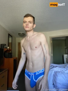 16300806