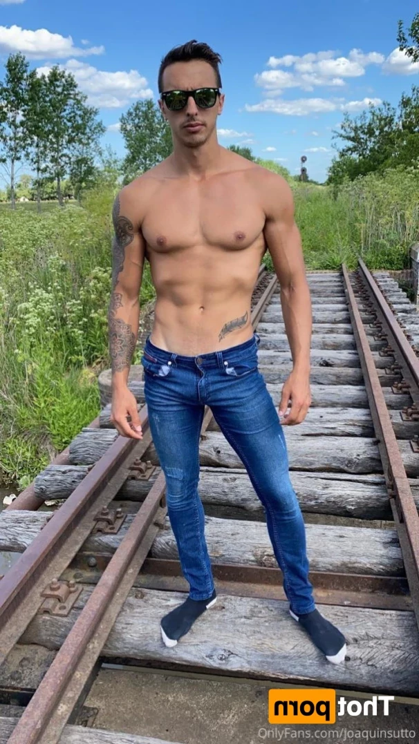 Joaquin [ joaquinsutto ] Onlyfans leaked photo 10883457 on Hotleaks.tv
