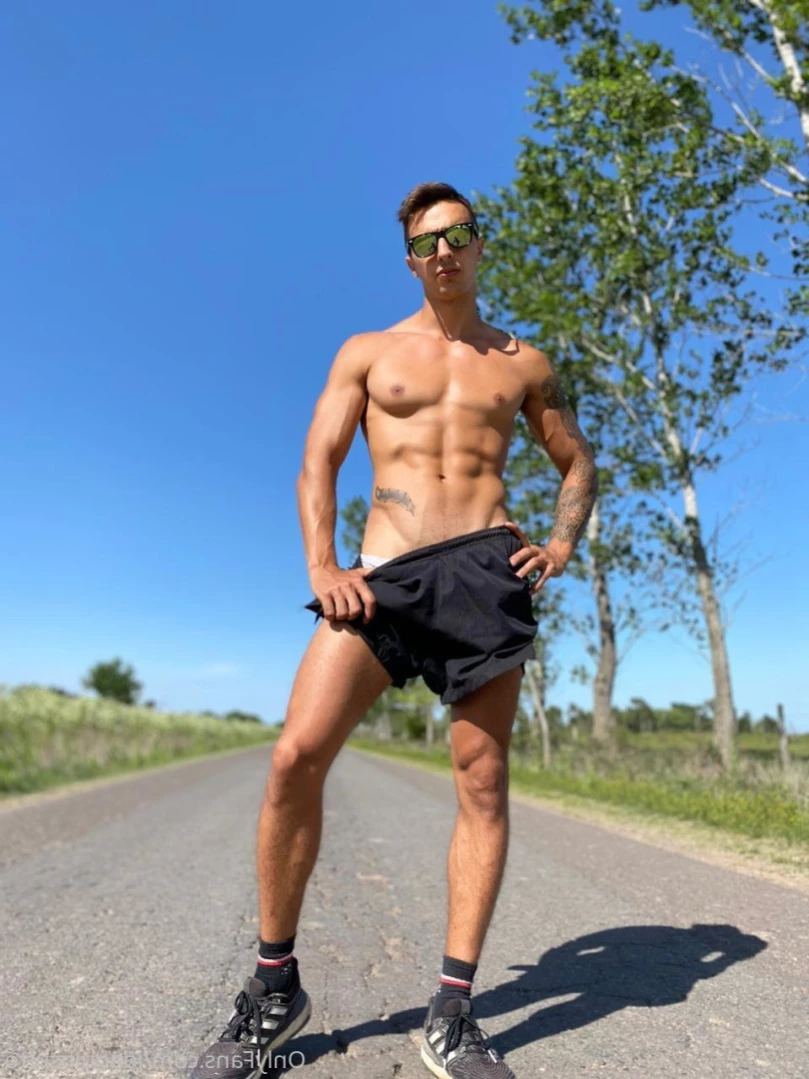 Joaquin [ joaquinsutto ] Onlyfans leaked photo 12572749 on Hotleaks.tv