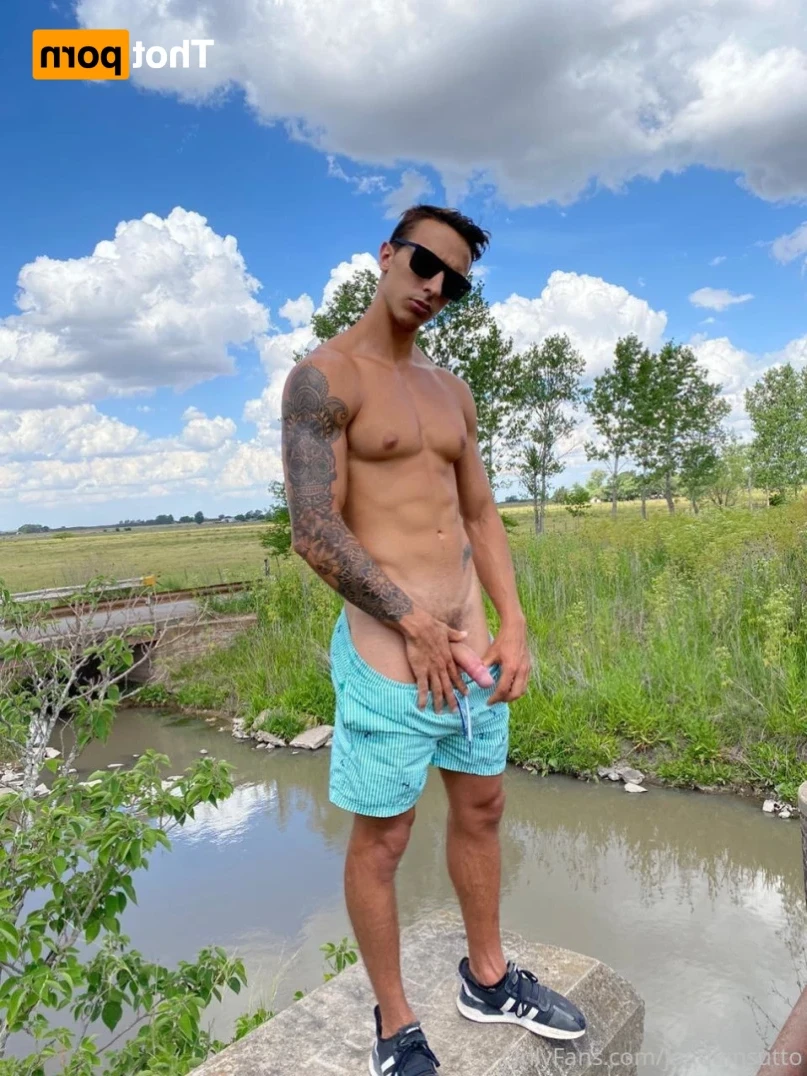 Joaquin [ joaquinsutto ] Onlyfans leaked photo 14124884 on Hotleaks.tv