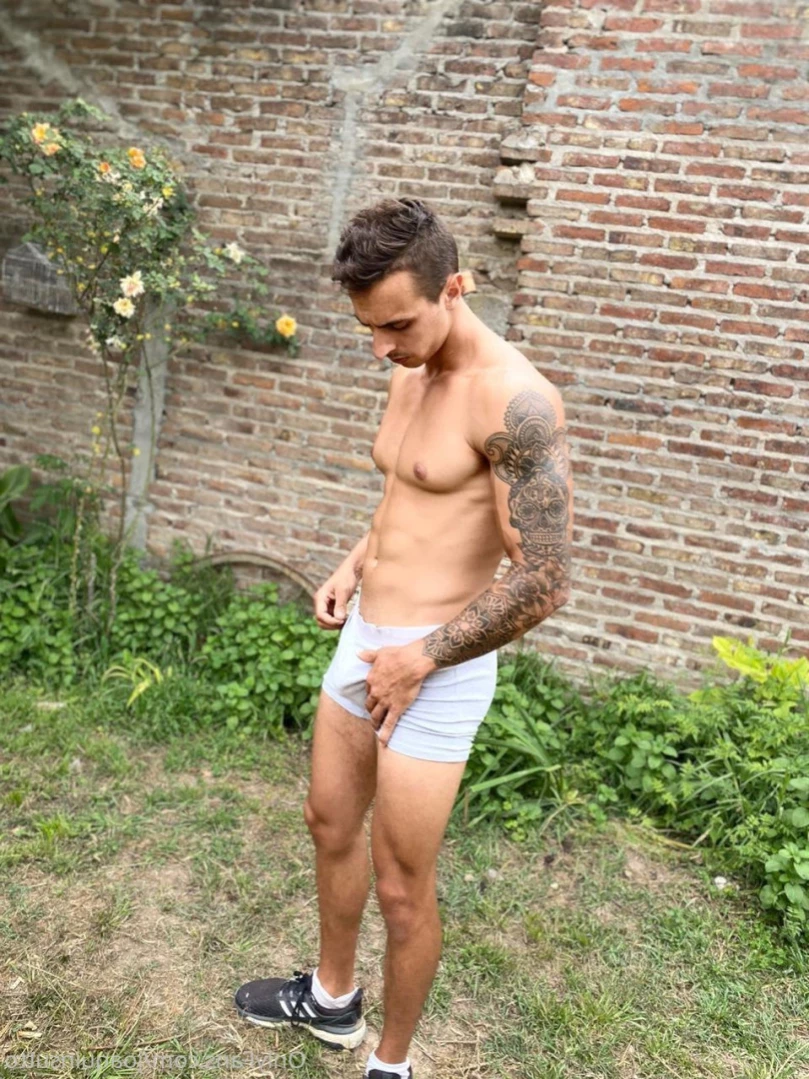 Joaquin [ joaquinsutto ] Onlyfans leaked photo 15740084 on Hotleaks.tv