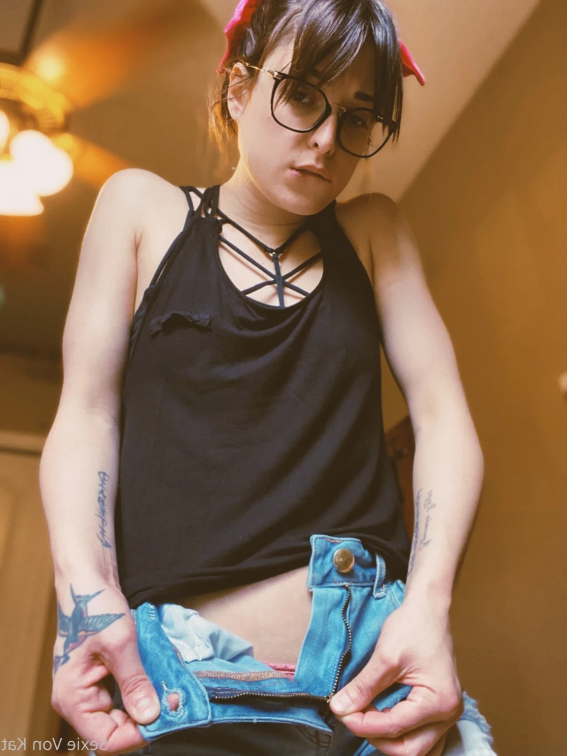 Sexie Von Kat [ katvonsexie ] Onlyfans leaked photo 13295184 on Hotleaks.tv