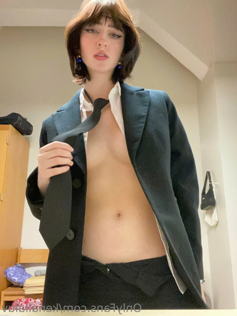 lia [ kenalialuv ] Onlyfans leaked photo 11760472 on Hotleaks.tv