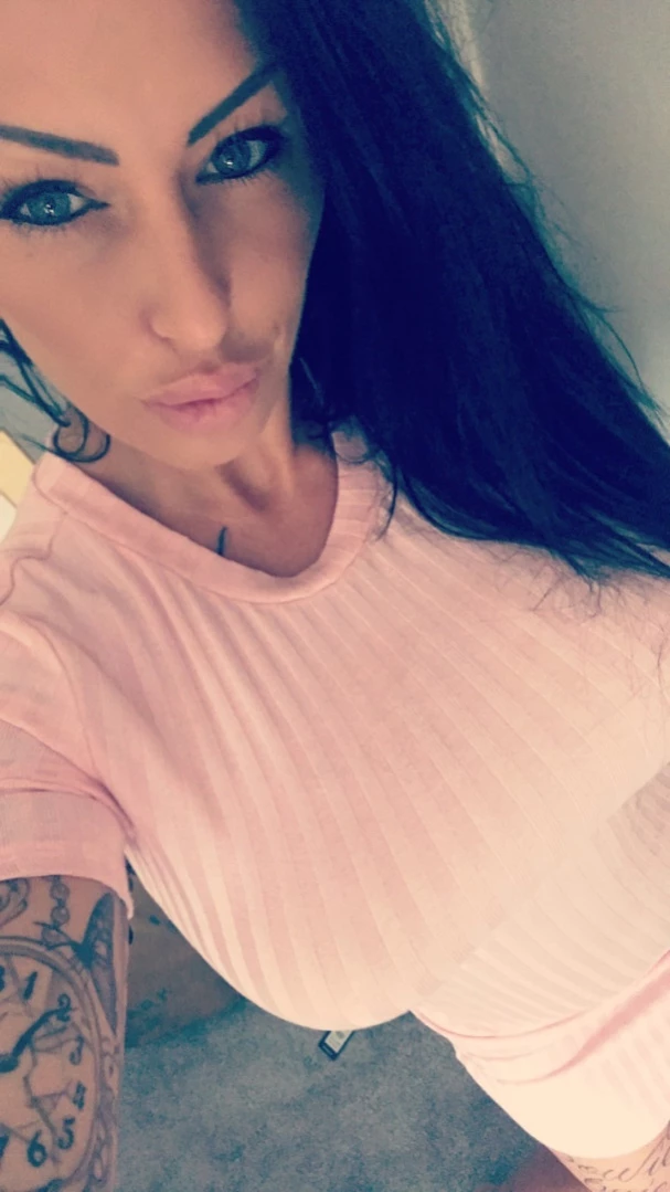 KERRY LOUISE [ kerrylouise_xxx ] Onlyfans leaked photo 14831245 on Hotleaks.tv