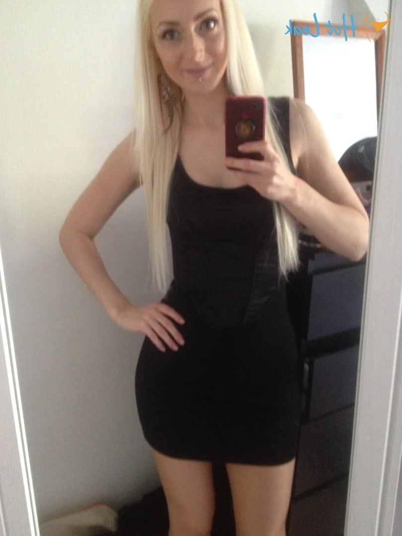 Kimber Benton [ kimber_benton ] Onlyfans leaked photo 13516195 on Hotleaks.tv
