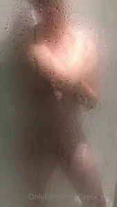 10818104