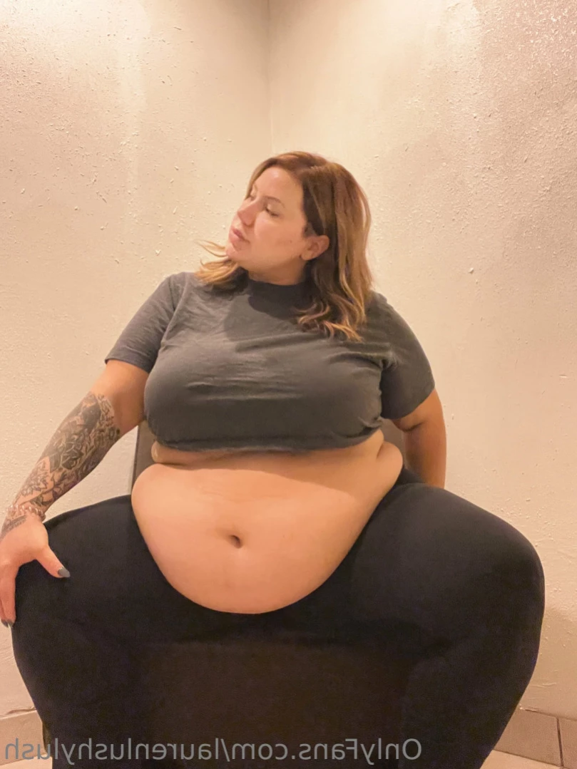 Lauren Lush [ laurens_curves ] Onlyfans leaked photo 11454734 on Hotleaks.tv