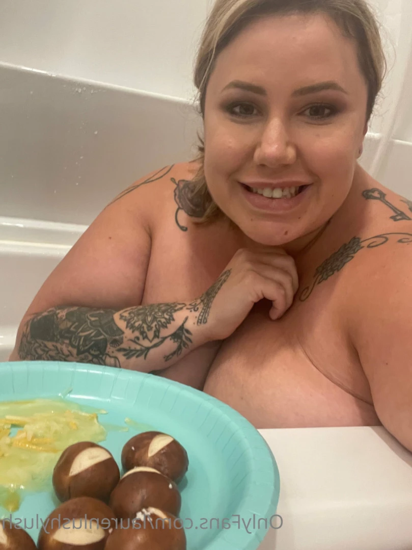 Lauren Lush [ laurens_curves ] Onlyfans leaked photo 15704568 on Hotleaks.tv