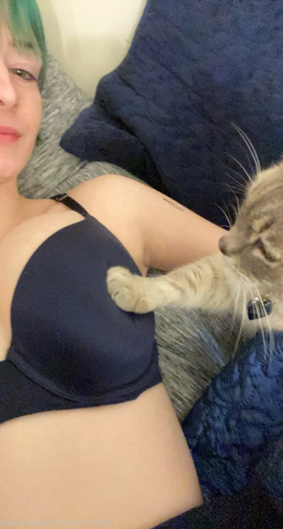 Blue 😘 [ lavenderthief ] Onlyfans leaked photo 12436063 on Hotleaks.tv