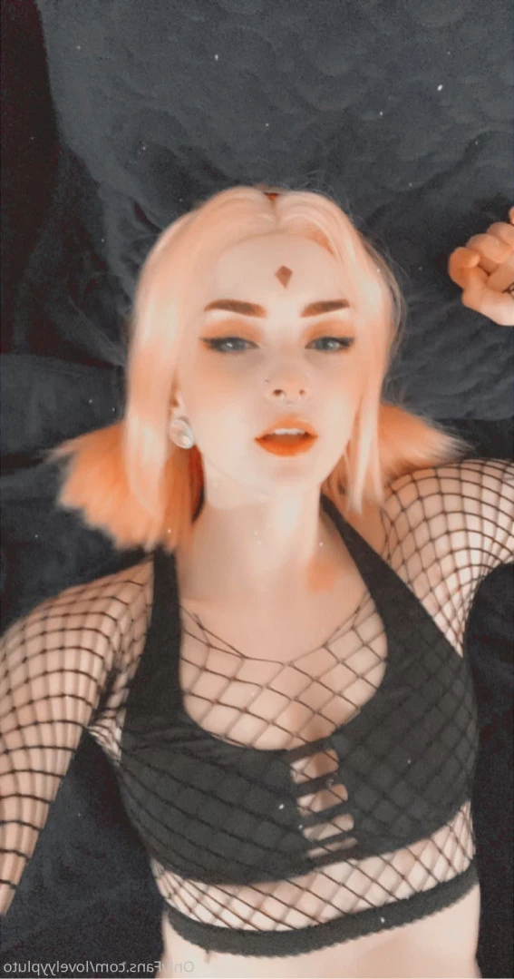 Blue 😘 [ lavenderthief ] Onlyfans leaked photo 13854323 on Hotleaks.tv