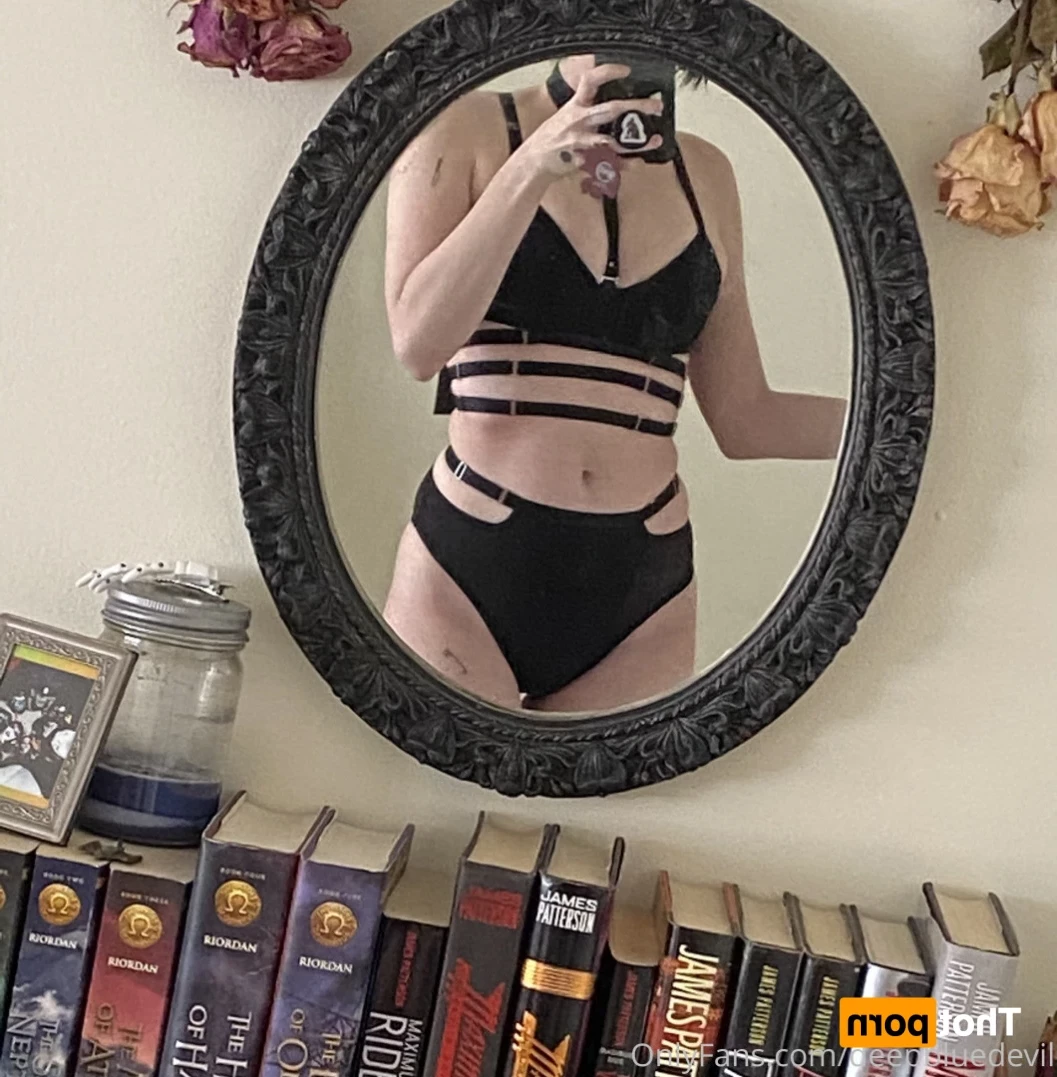 Blue 😘 [ lavenderthief ] Onlyfans leaked photo 15840156 on Hotleaks.tv