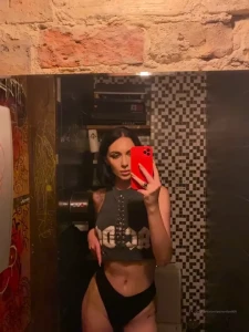 Poison Lips ✨ a little over 20 ✨ [ ppoisonlipss ] Onlyfans leaked video 10817935 on Hotleaks.tv