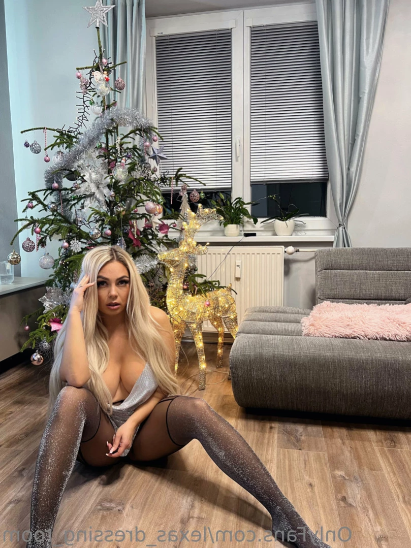 Lexa's dressing room [ lexas_dressing_room ] Onlyfans leaked photo 14448874 on Hotleaks.tv