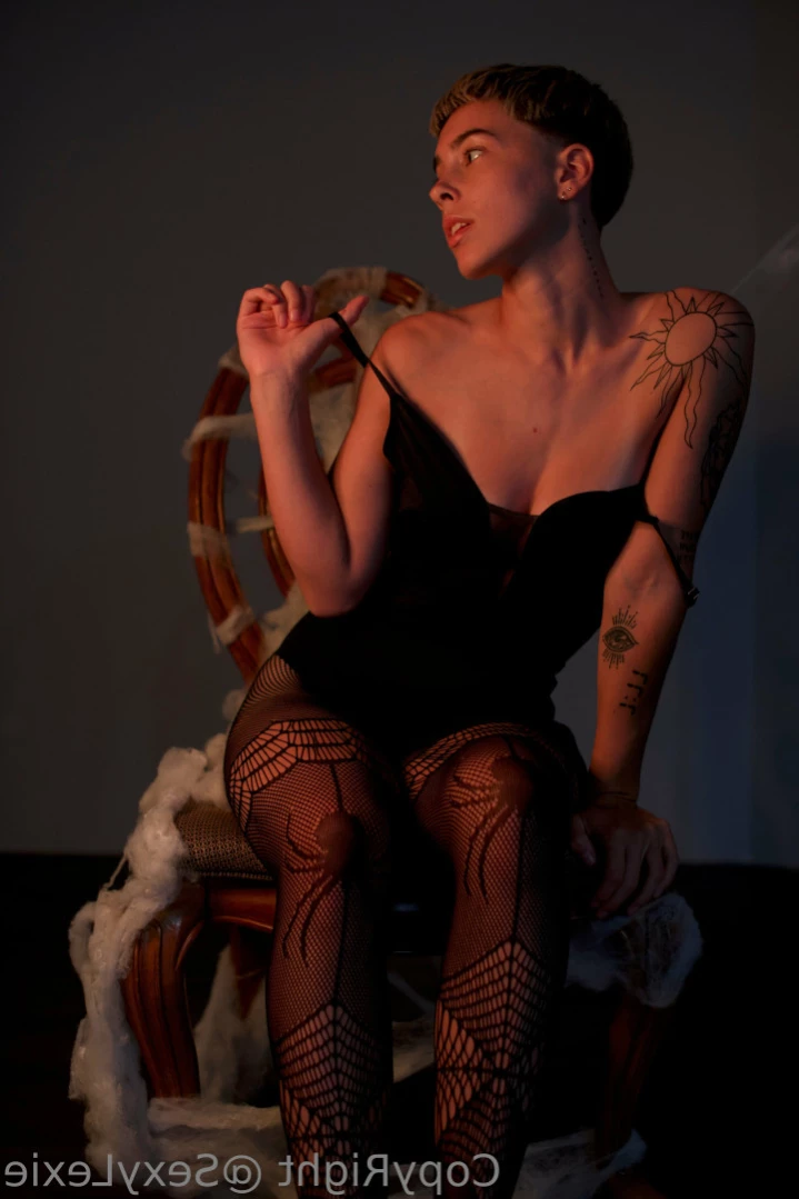 SEXY LEXiE [ lexiepeterss ] Onlyfans leaked photo 14202100 on Hotleaks.tv