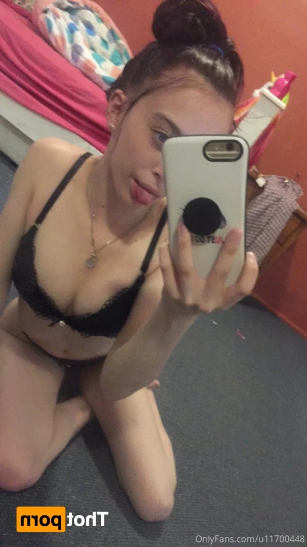 Niyah [ lilbrattt ] Onlyfans leaked photo 11377119 on Hotleaks.tv