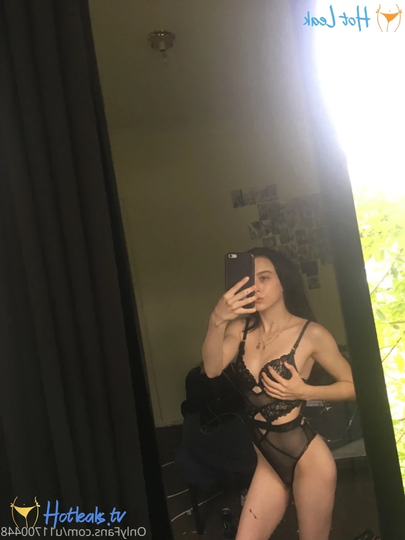 Niyah [ lilbrattt ] Onlyfans leaked photo 12342816 on Hotleaks.tv