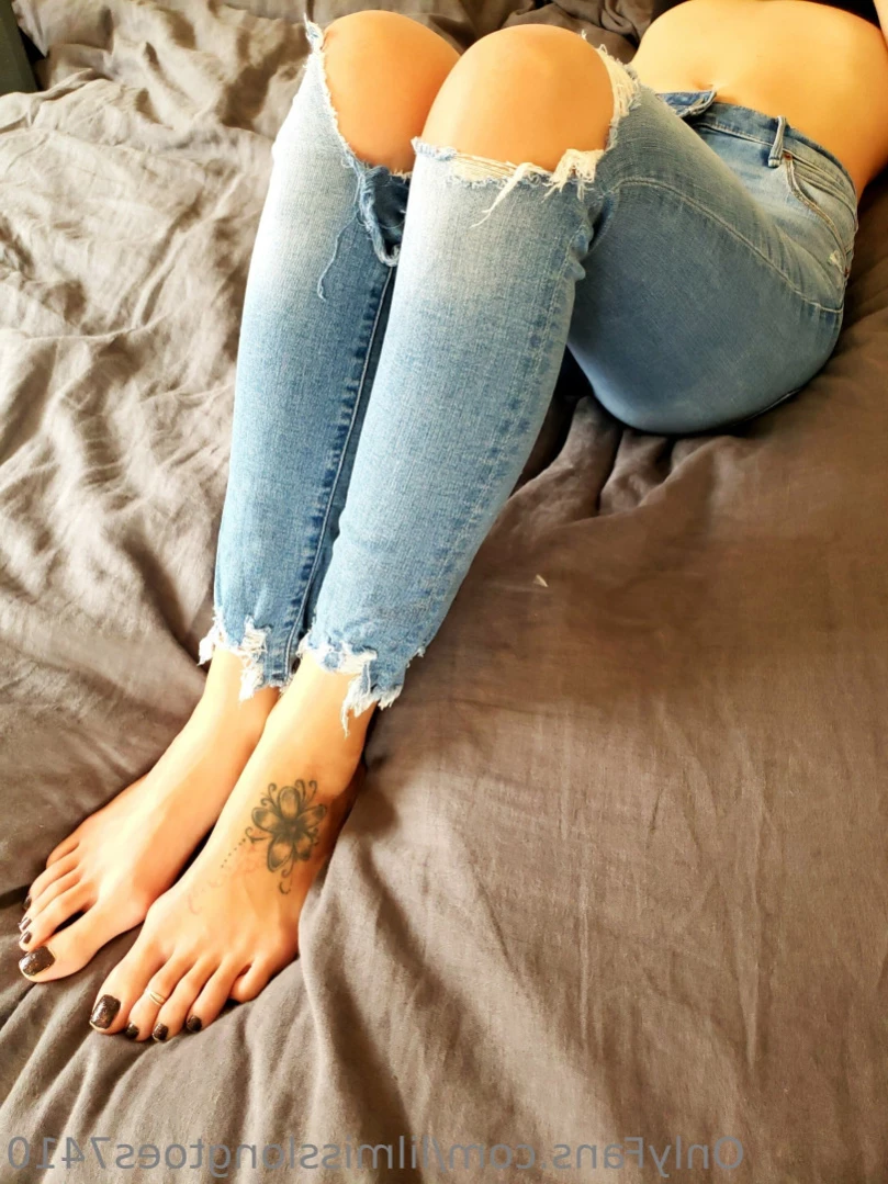 lilmisslongtoes7410 Onlyfans leaked photo 14073287 on Hotleaks.tv