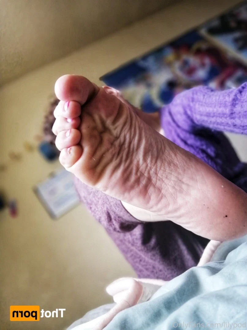 Lilypod 💙's FEET! 👣 [ lilypod ] Onlyfans leaked photo 12279060 on Hotleaks.tv