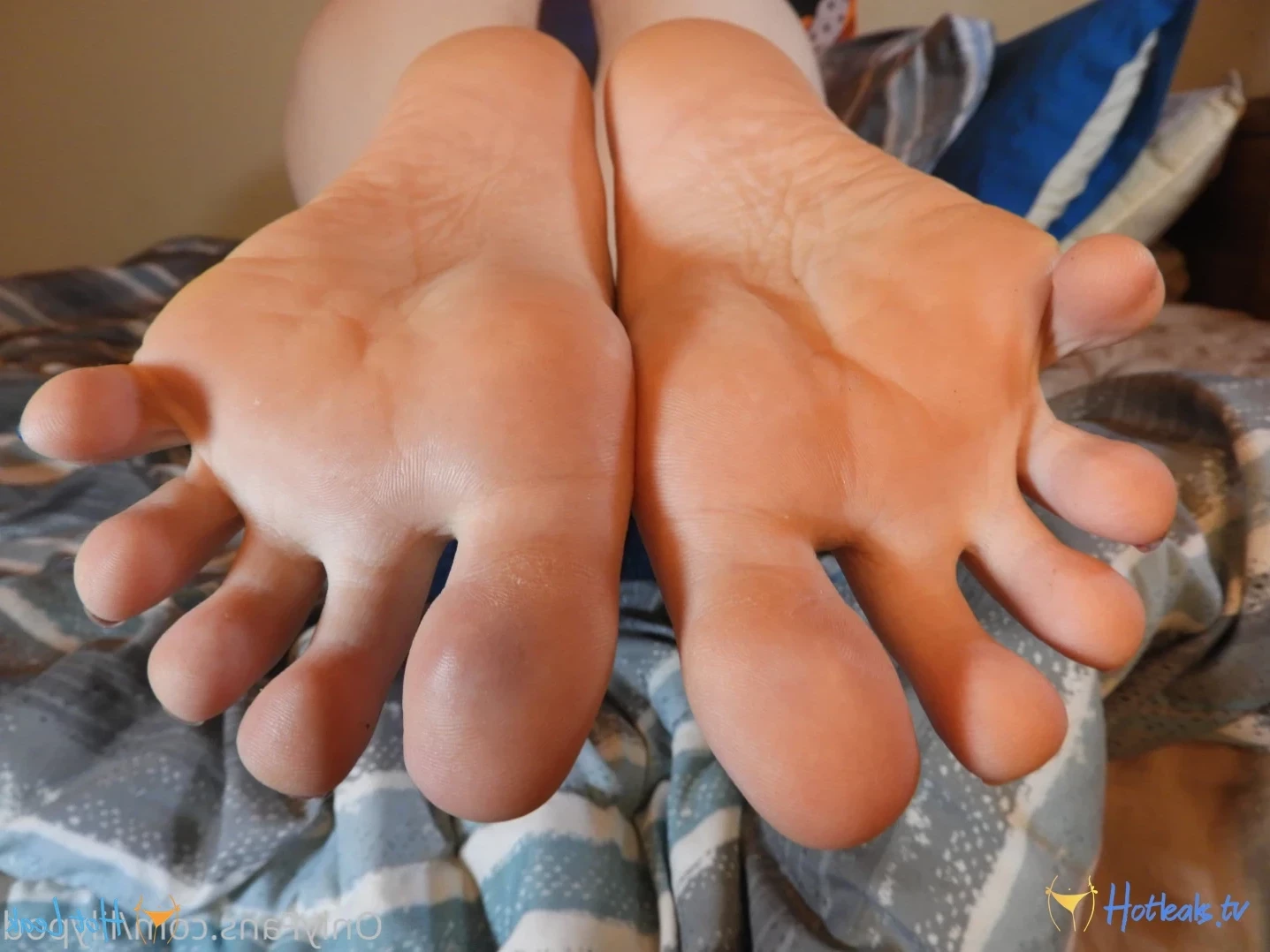 Lilypod 💙's FEET! 👣 [ lilypod ] Onlyfans leaked photo 13668171 on Hotleaks.tv