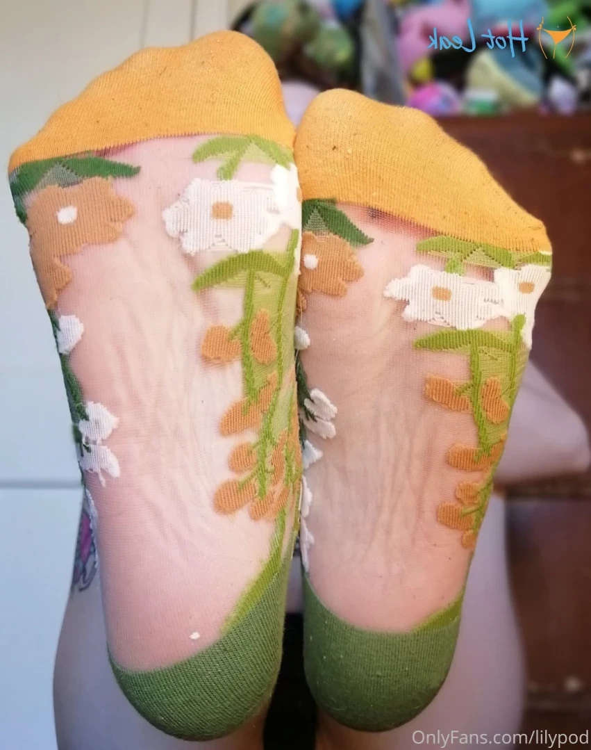 Lilypod 💙's FEET! 👣 [ lilypod ] Onlyfans leaked photo 14898476 on Hotleaks.tv