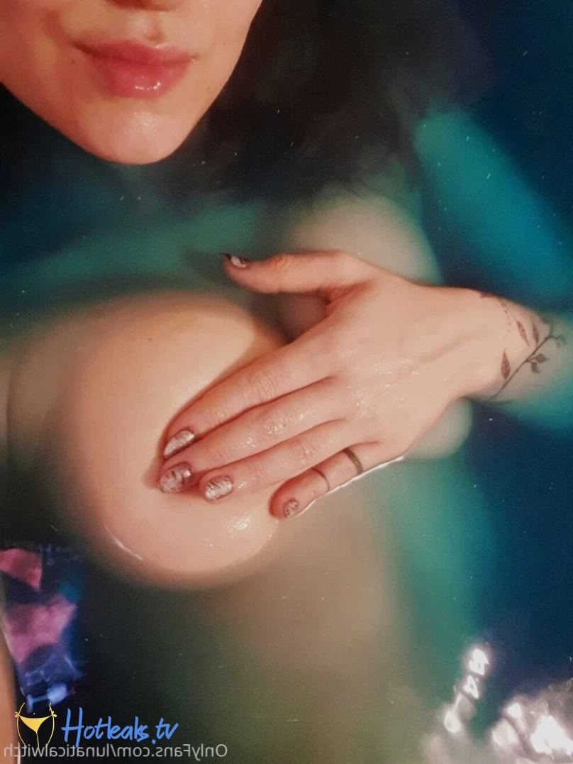 lunaticalwitch Onlyfans leaked photo 11321017 on Hotleaks.tv