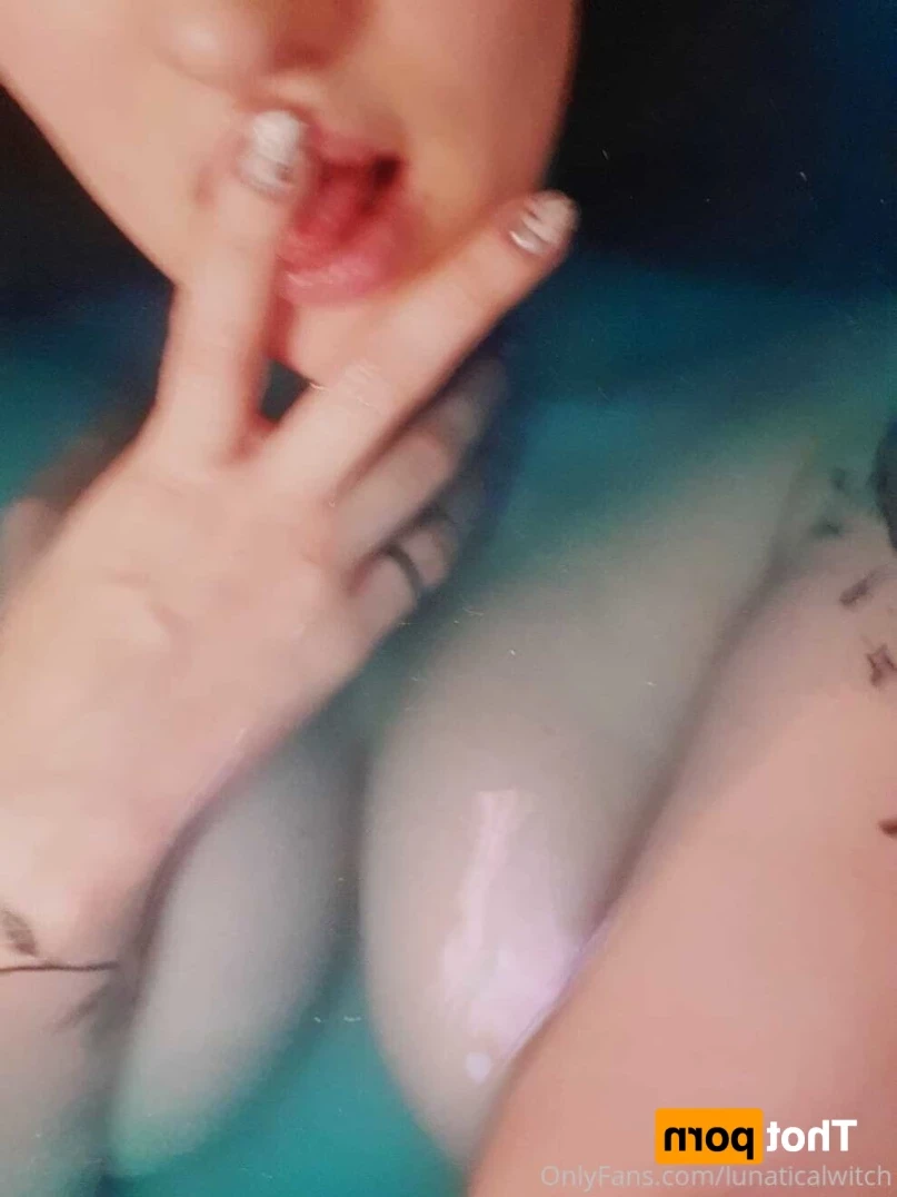 lunaticalwitch Onlyfans leaked photo 11338408 on Hotleaks.tv