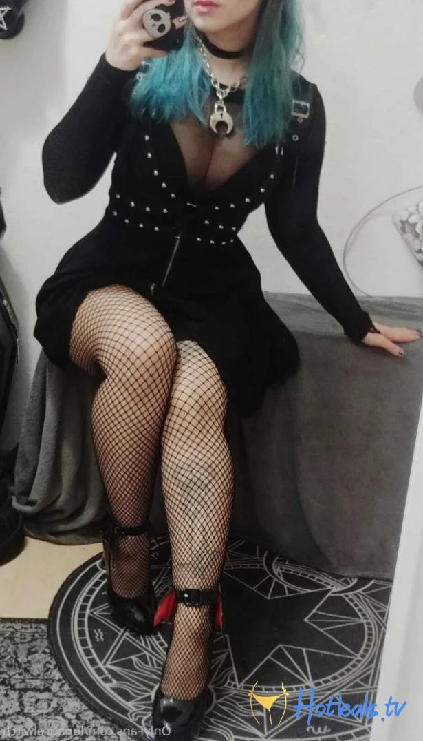 lunaticalwitch Onlyfans leaked photo 11360450 on Hotleaks.tv