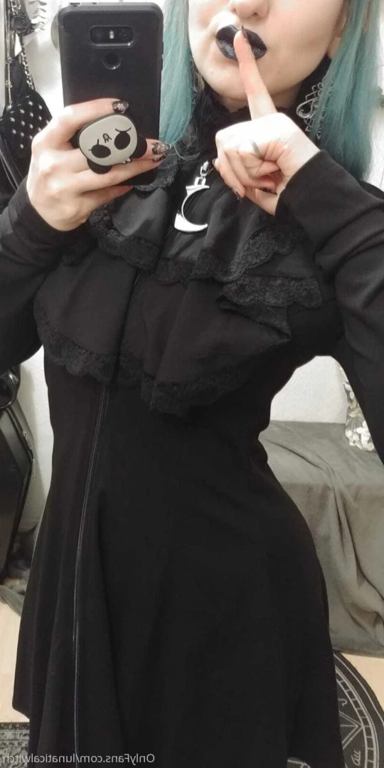 lunaticalwitch Onlyfans leaked photo 12553046 on Hotleaks.tv
