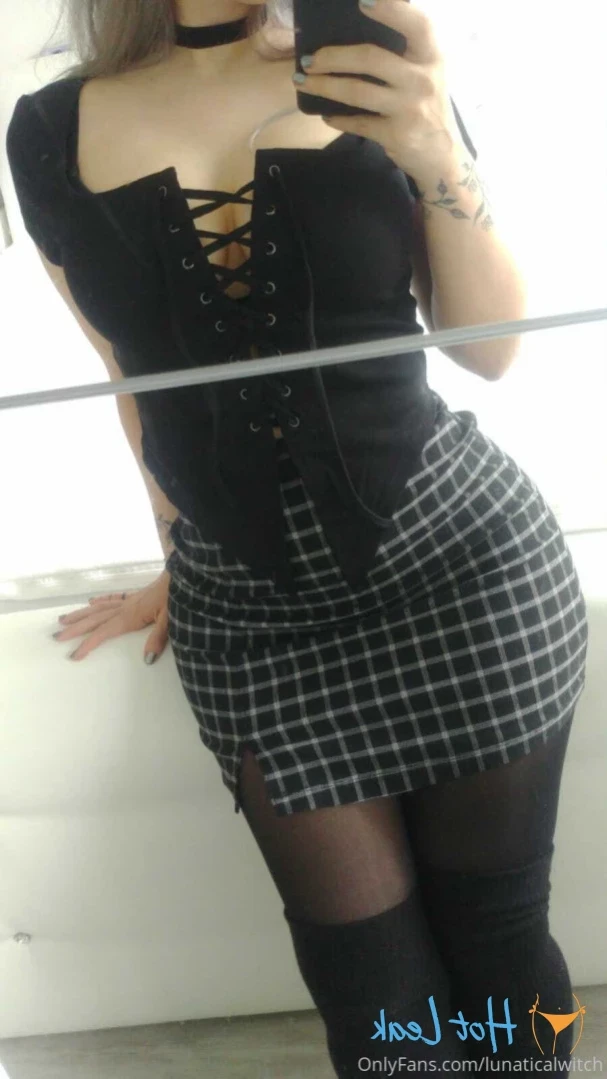 lunaticalwitch Onlyfans leaked photo 13303305 on Hotleaks.tv